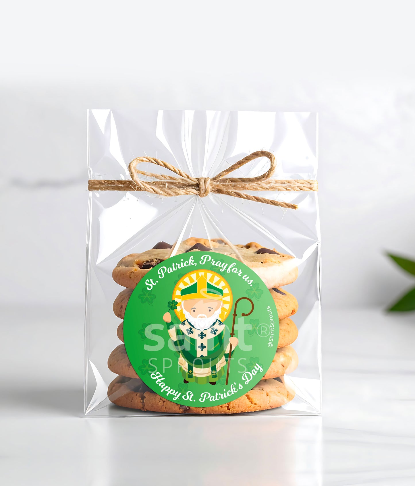 St. Patrick Sticker – Round St. Patrick’s Day Party Favor Labels (Pack of 10)